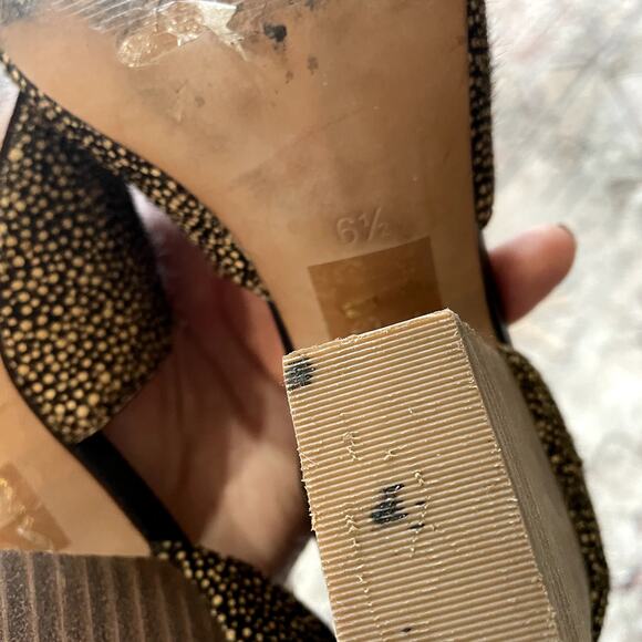 Madewell Alena Spotted Calf Hair Heeled Sandal in Leather Size 6.5 - Picture 9 of 10